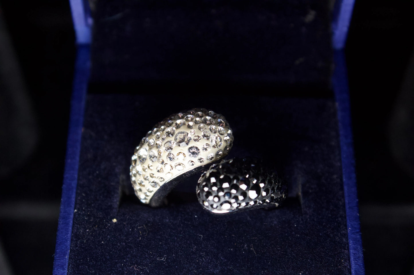 Swarovski Louise Cocktail Ring: Timeless Elegance & Sparkle!