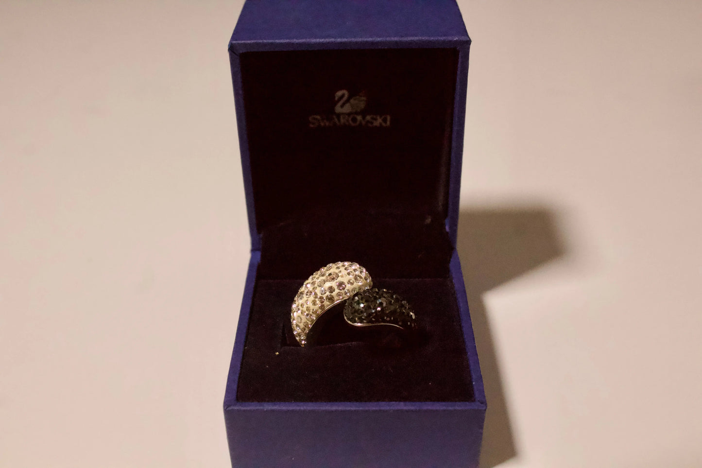 Swarovski Louise Cocktail Ring: Timeless Elegance & Sparkle!