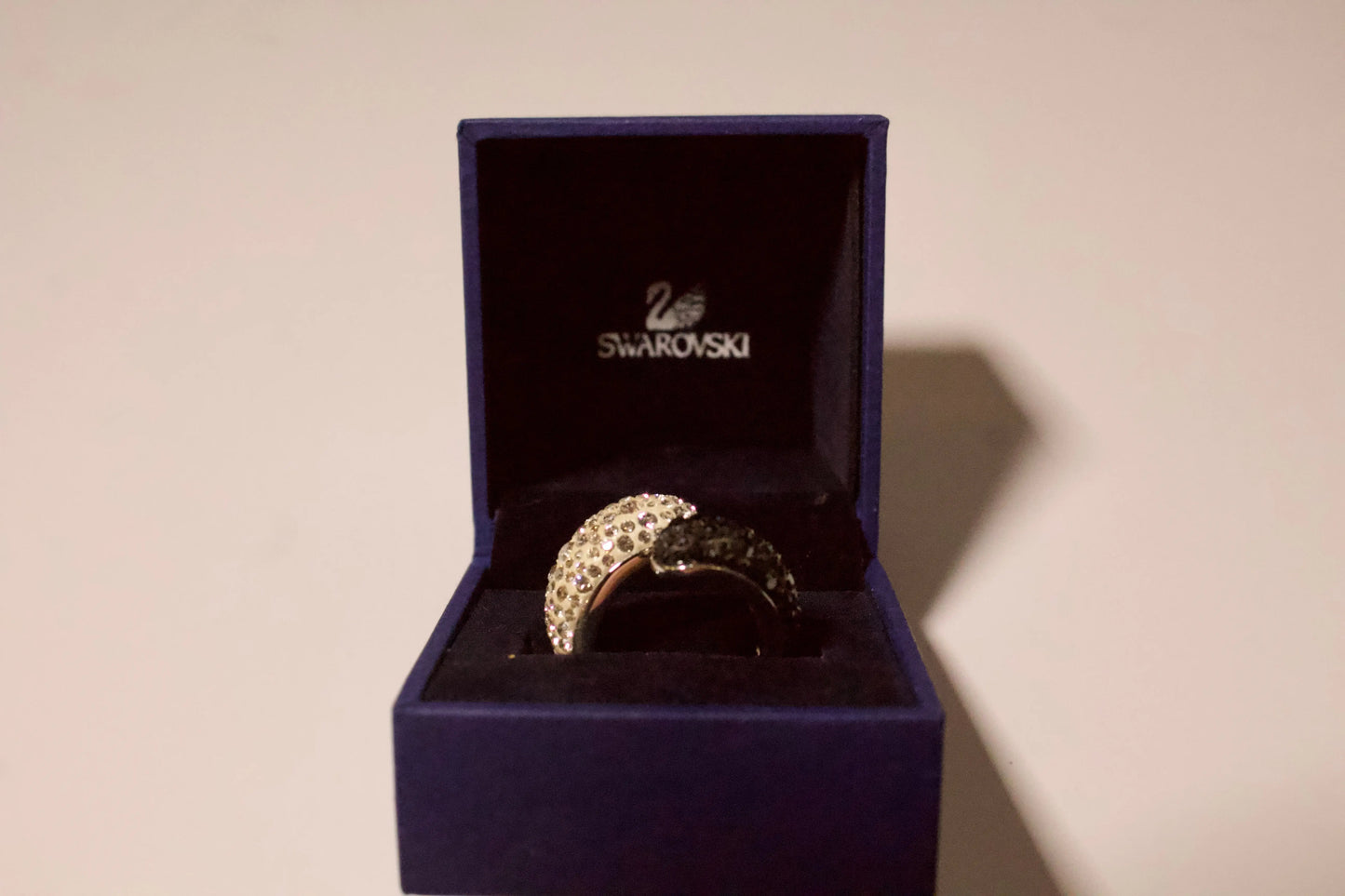 Swarovski Louise Cocktail Ring: Timeless Elegance & Sparkle!