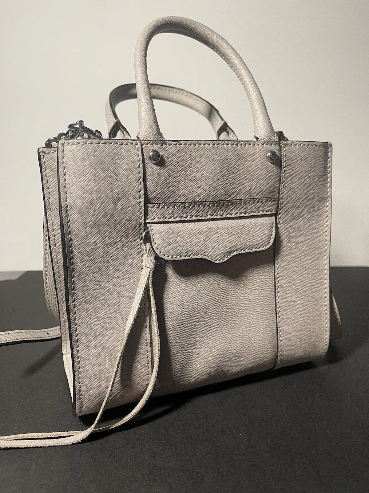 Chic & Compact: Rebecca Minkoff Mini Tote - Your Ultimate Stylish Accessory!