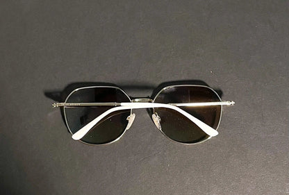 PRIVÉ REVAUX Round Sunglasses: Elegant Gold Frame, Timeless Style!